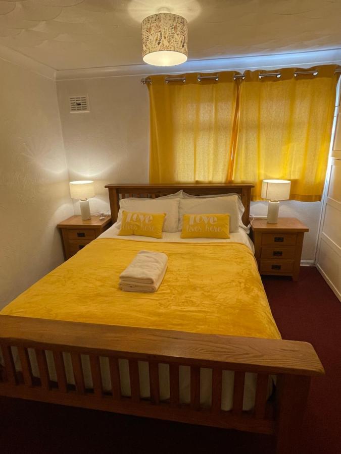 Holiday Home Cardiff City Sleeps 7 Dış mekan fotoğraf
