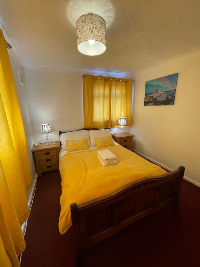 Holiday Home Cardiff City Sleeps 7 Dış mekan fotoğraf