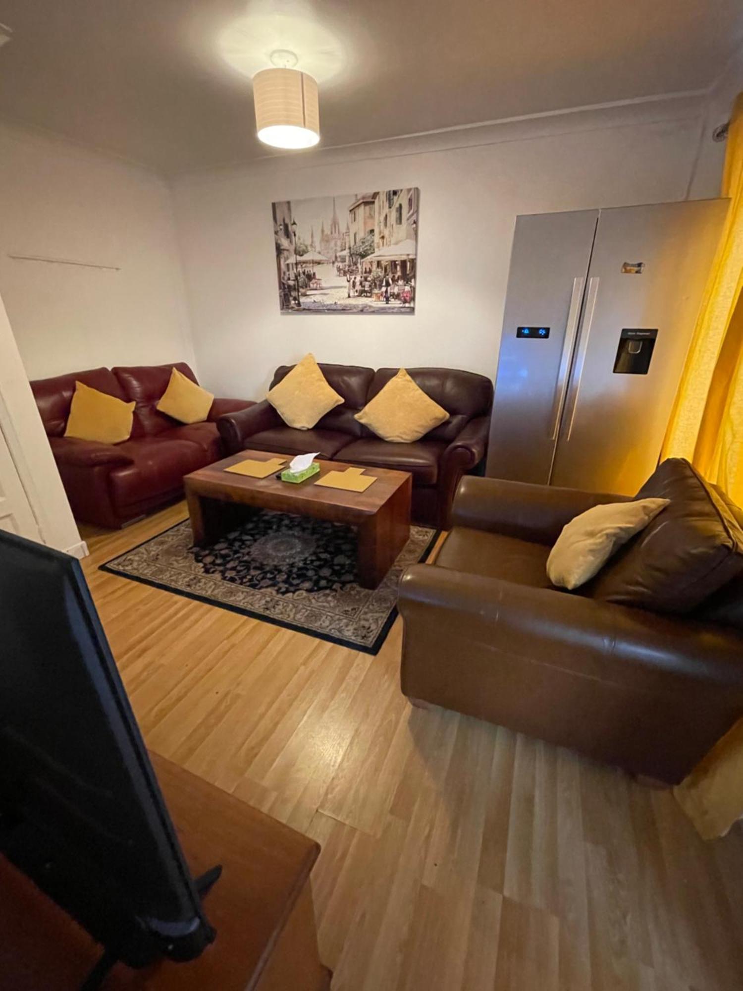 Holiday Home Cardiff City Sleeps 7 Dış mekan fotoğraf